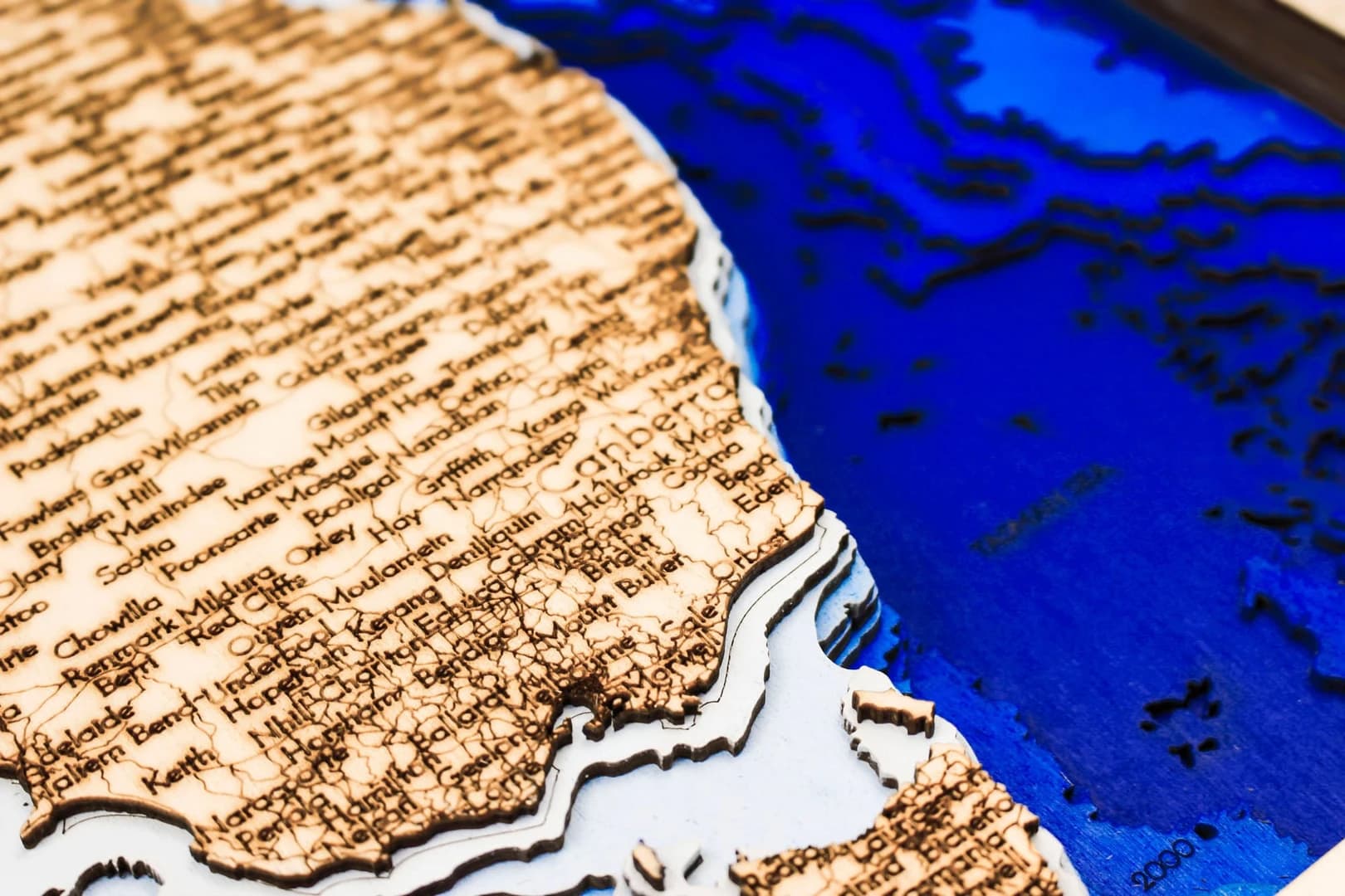 namorne-mapy_australia-nautical-3d-wooden-depth-map__15u7u8952to.webp