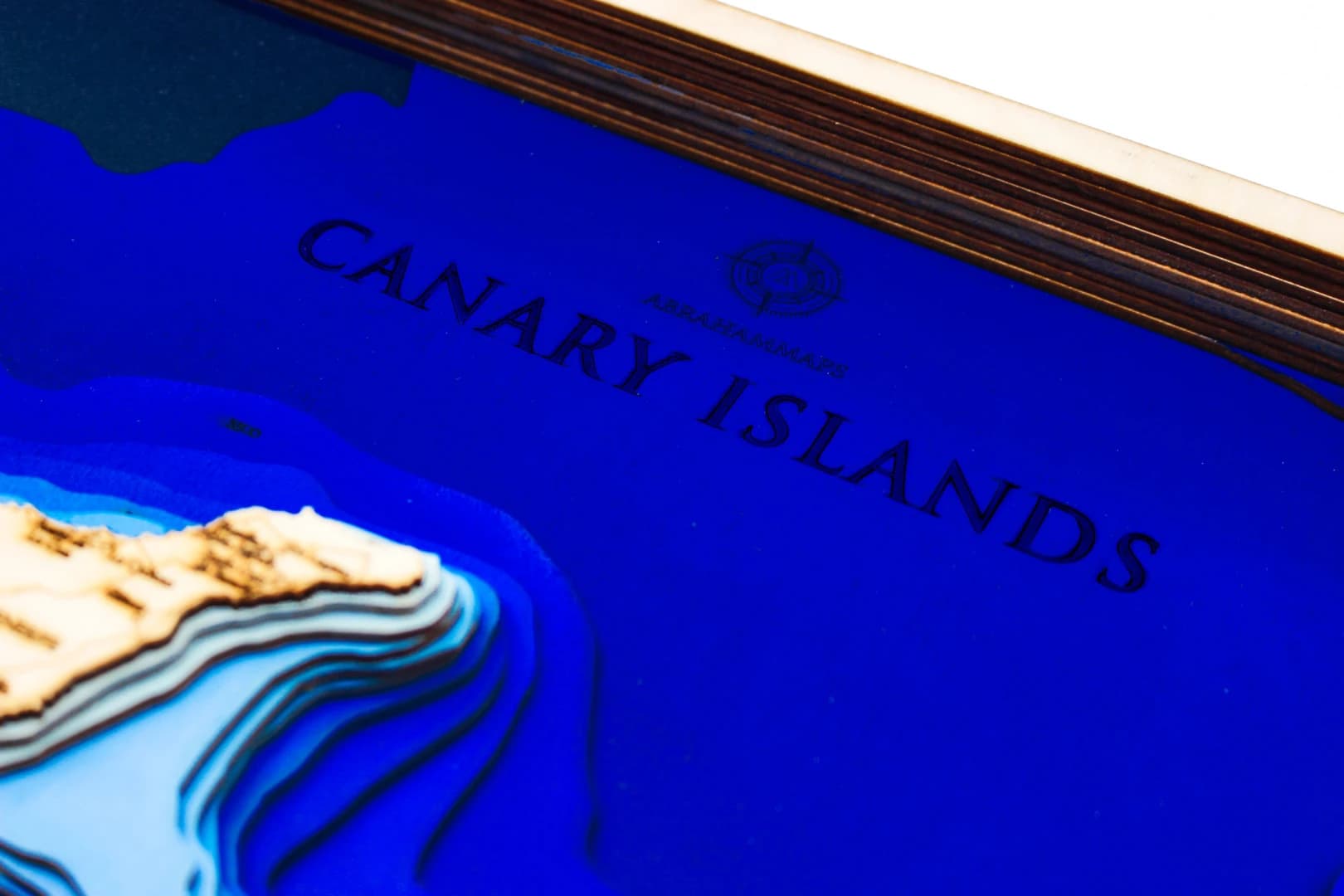 sea-maps_canary-islands-nautical-3d-wooden-depth-map__q0jeofmaeni.webp