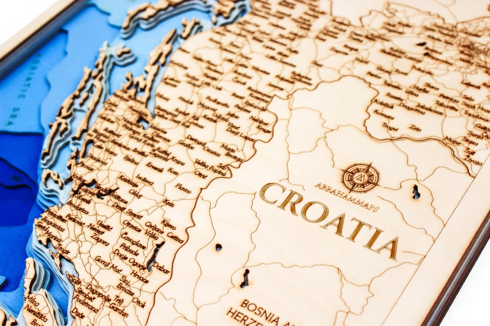 sea-maps_croatia-nautical-3d-wooden-depth-map__5en0tkyr0ss.webp