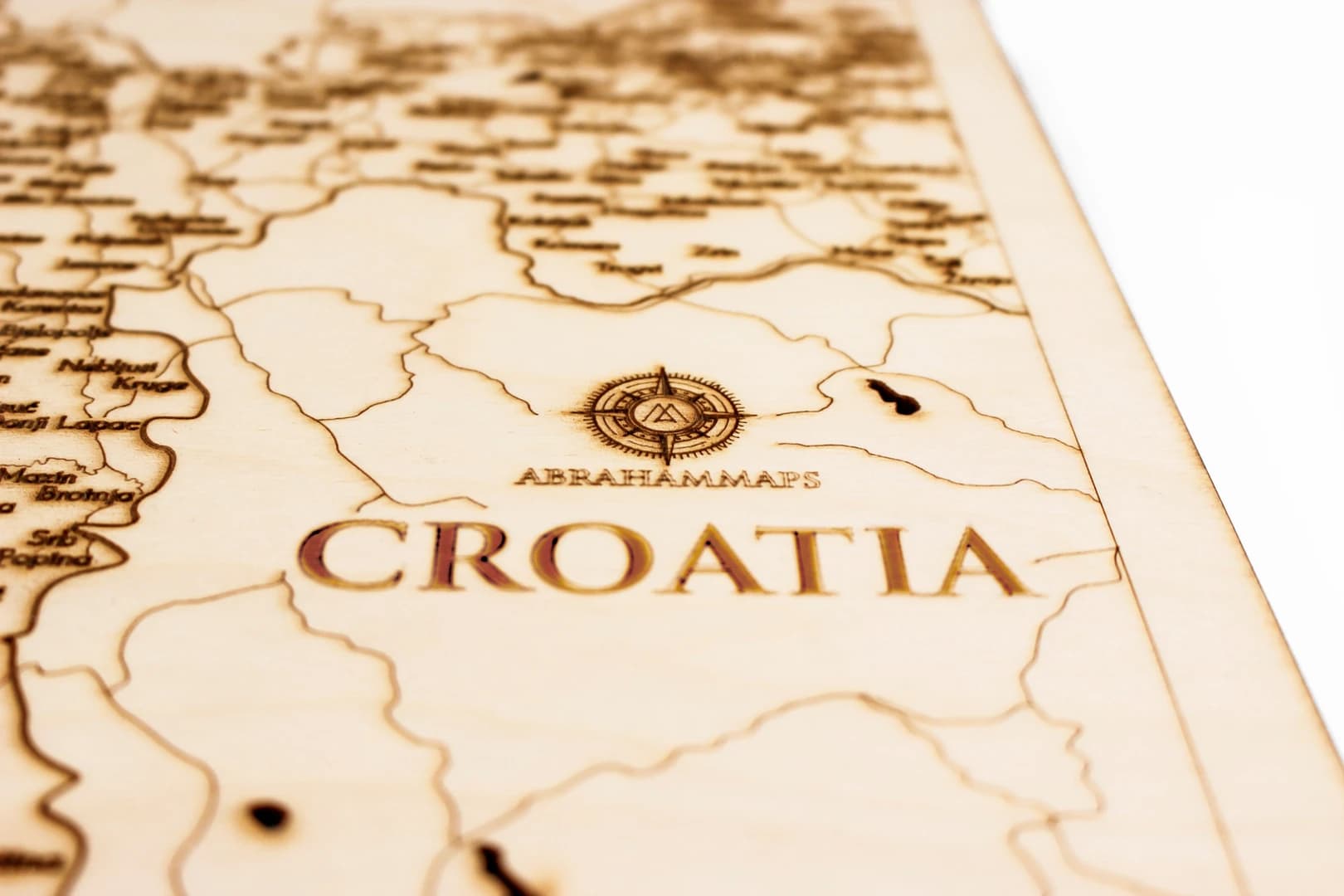 sea-maps_croatia-nautical-3d-wooden-depth-map__dbjmlzqhm4d.webp