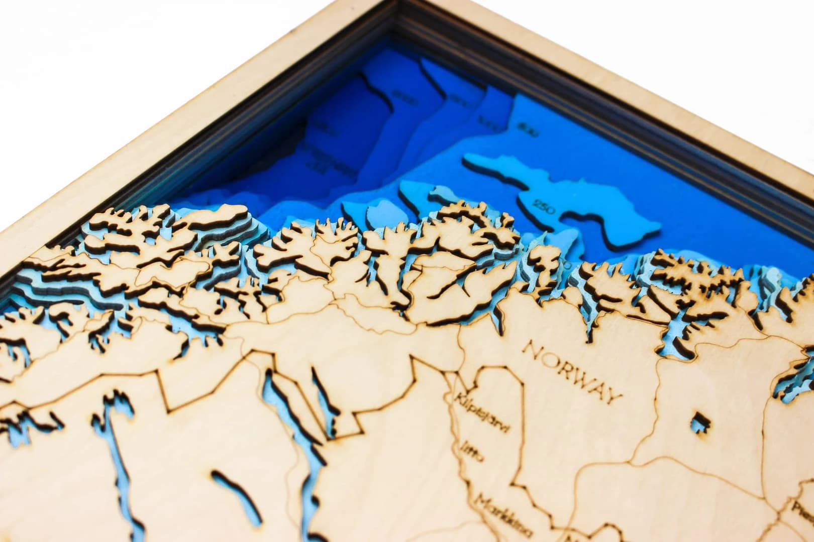 sea-maps_finland-nautical-3d-wooden-depth-map__6u1o1368b4u.webp