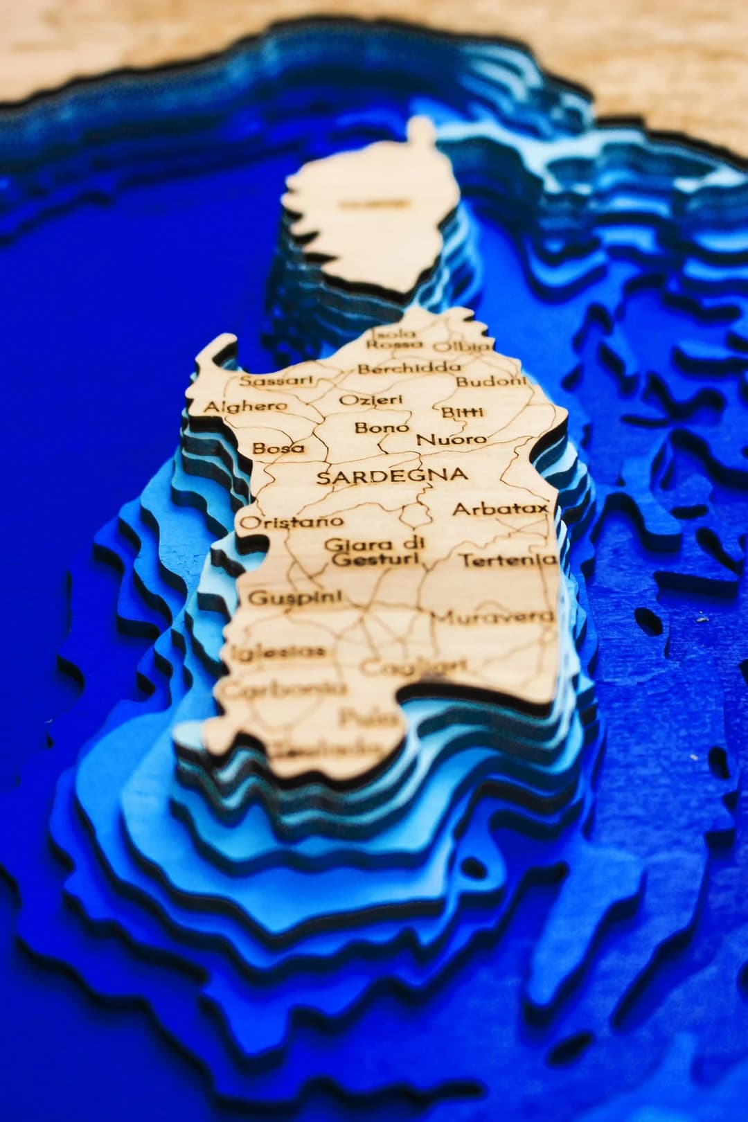 sea-maps_italy-nautical-3d-wooden-depth-map__7ebm2k8xi8y.webp