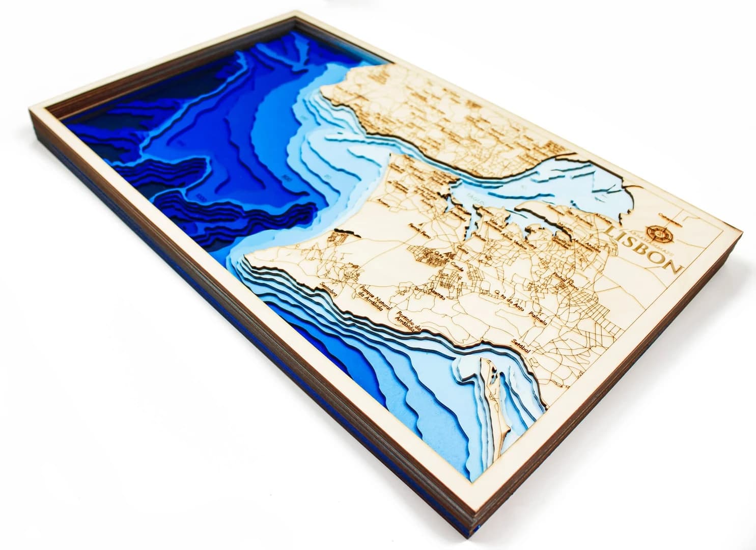 sea-maps_lisabon-nautical-3d-wooden-depth-map__xfgshja4l3.webp