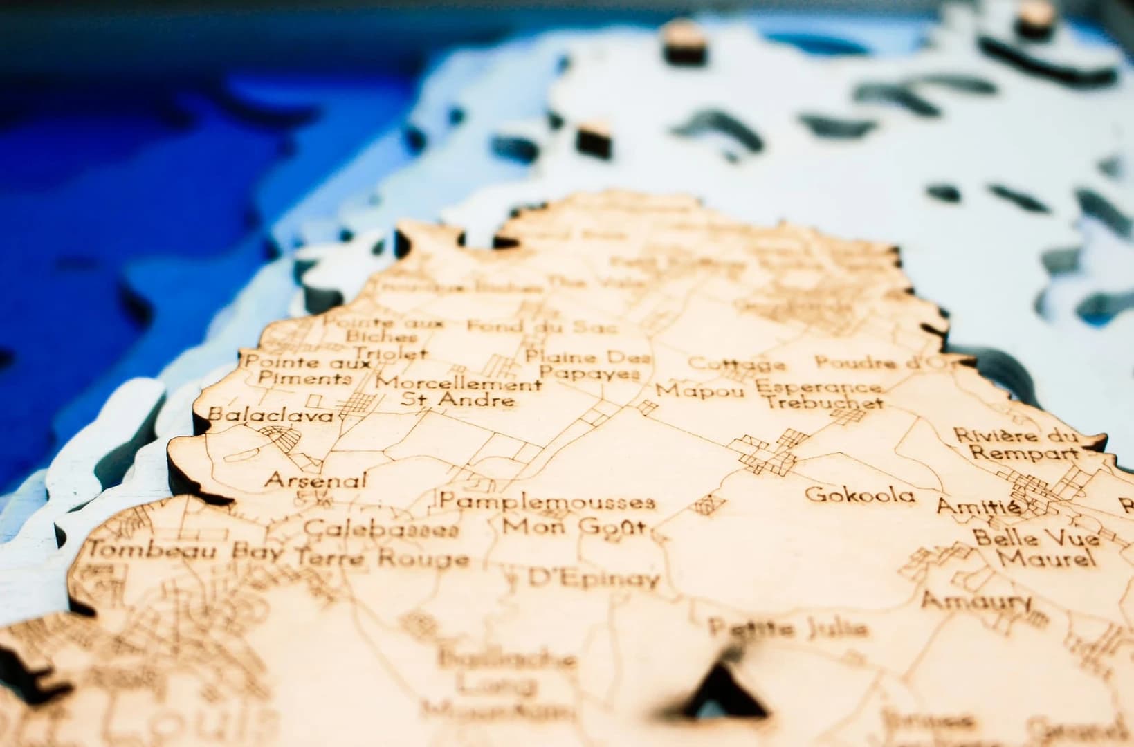 sea-maps_mauricius-nautical-3d-wooden-depth-map__4q4rtcrkmhg.webp