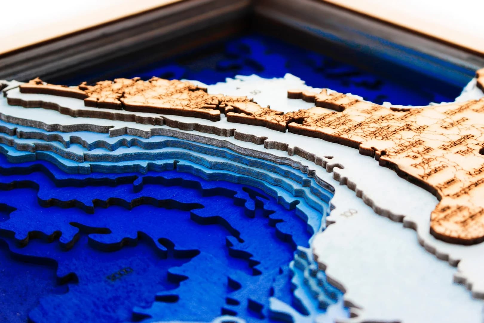 sea-maps_new-zealand-nautical-3d-wooden-depth-map__gb6nx4g5i2.webp