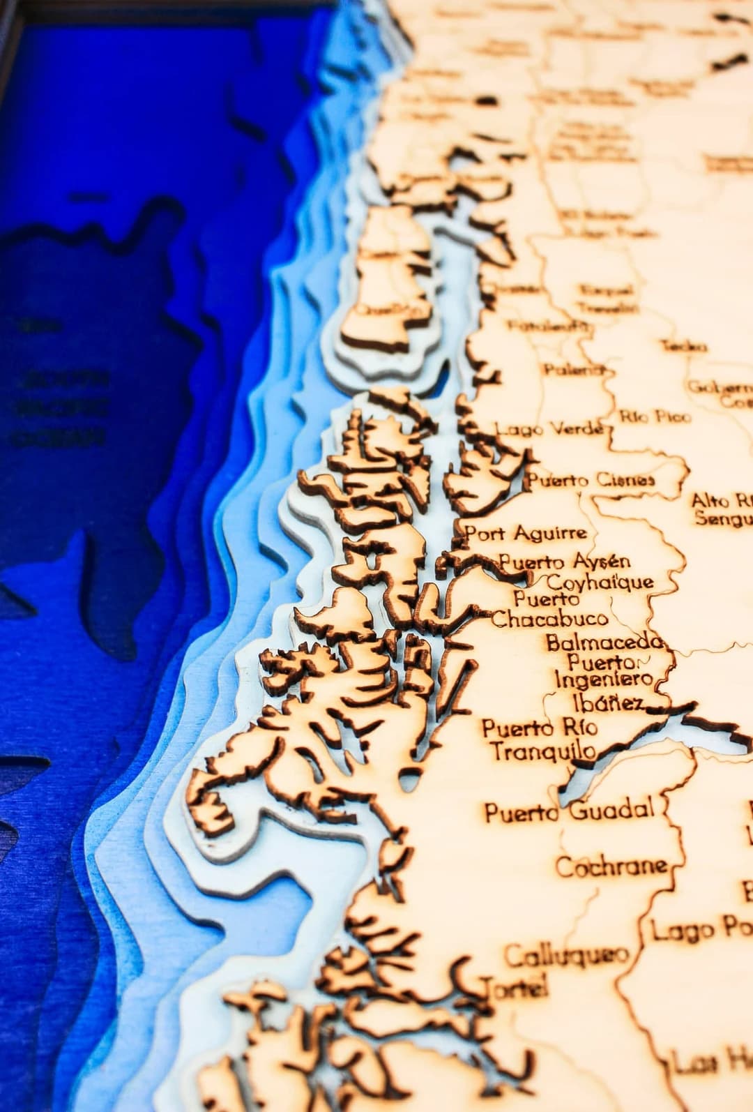 sea-maps_patagonia-nautical-3d-wooden-depth-map__2ecm5mgwbjk.webp