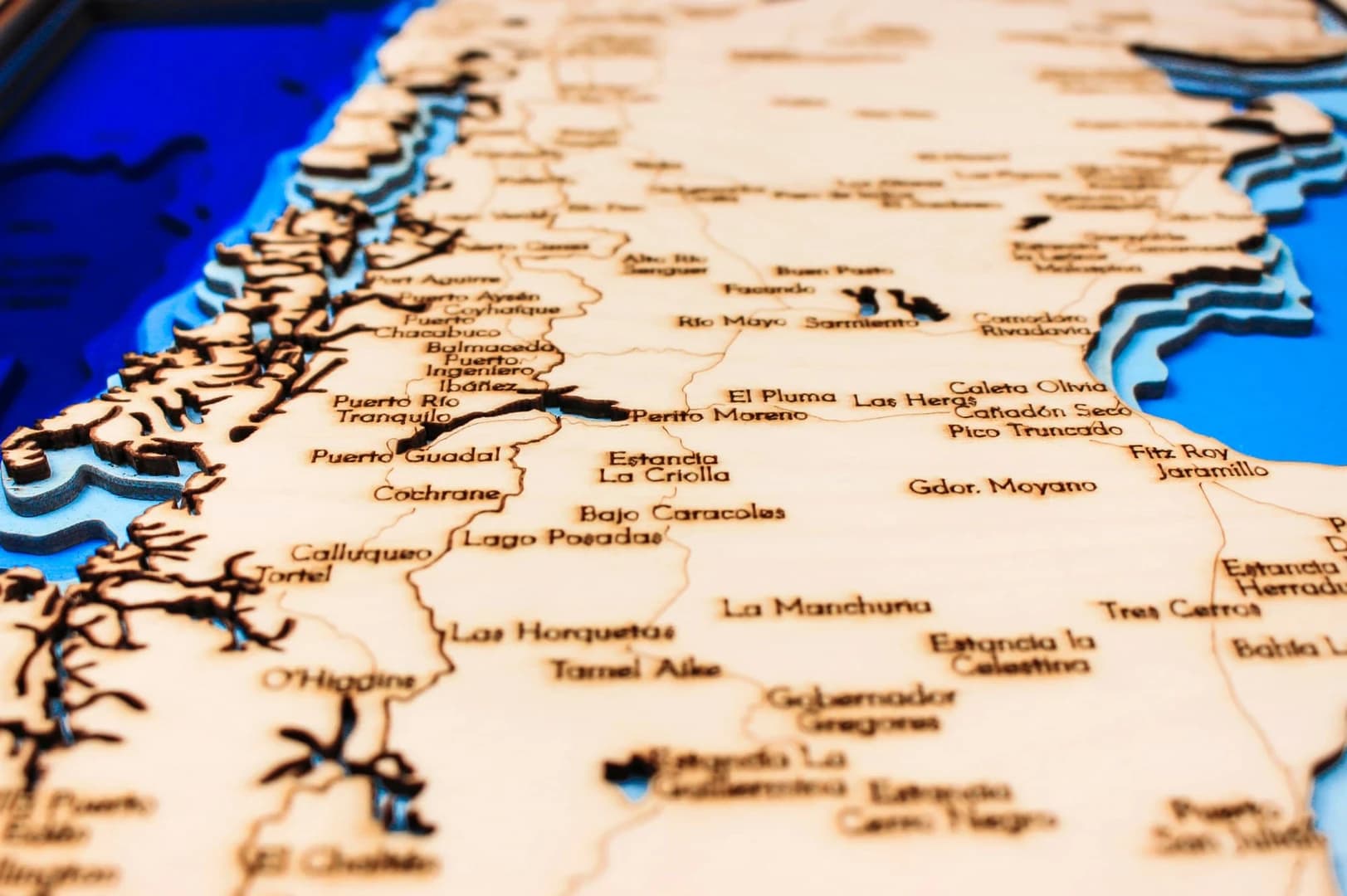 sea-maps_patagonia-nautical-3d-wooden-depth-map__bp848uxkath.webp