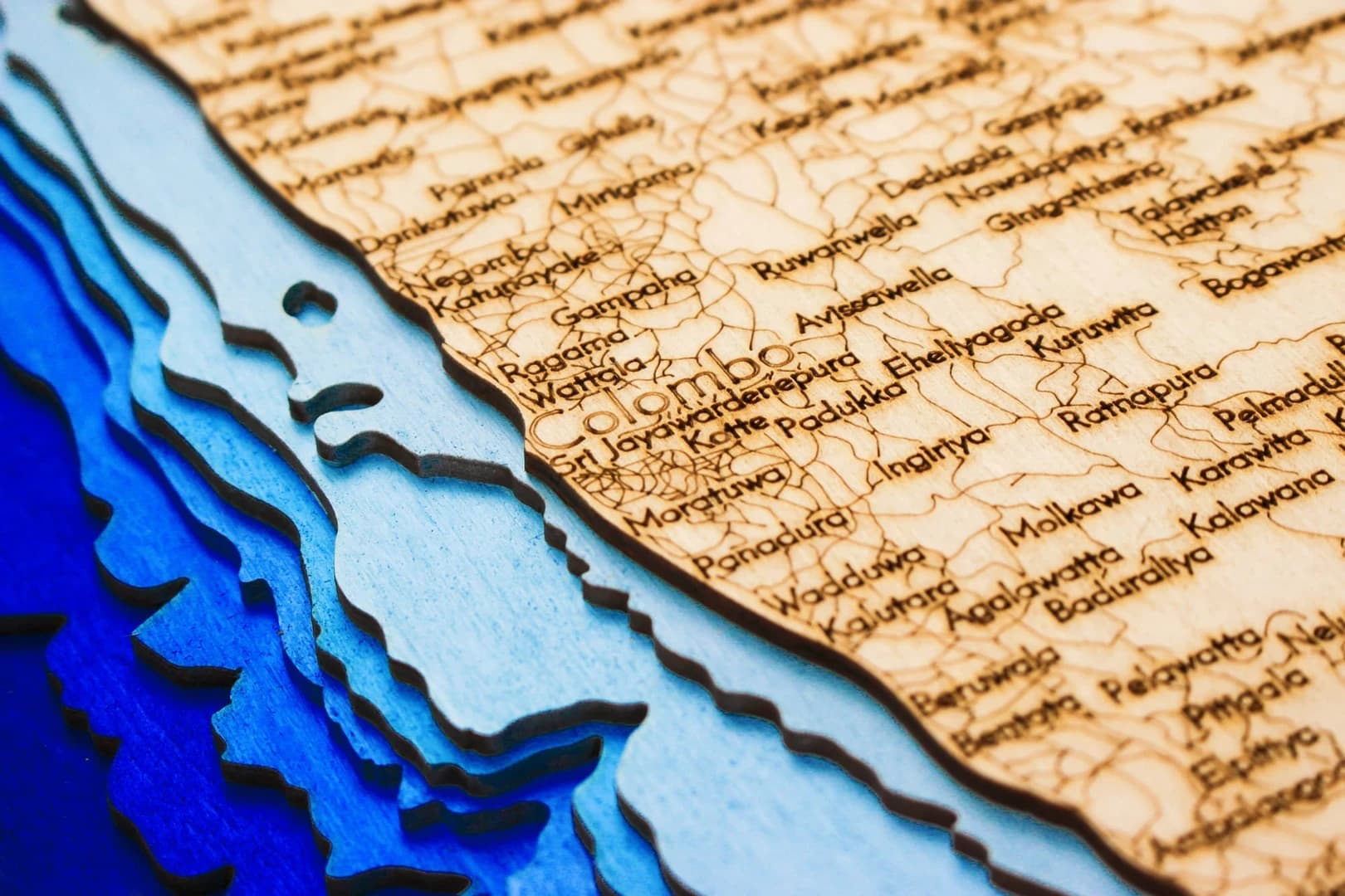 sea-maps_sri-lanka-nautical-3d-wooden-depth-map__ps3e5q7ekc8.webp