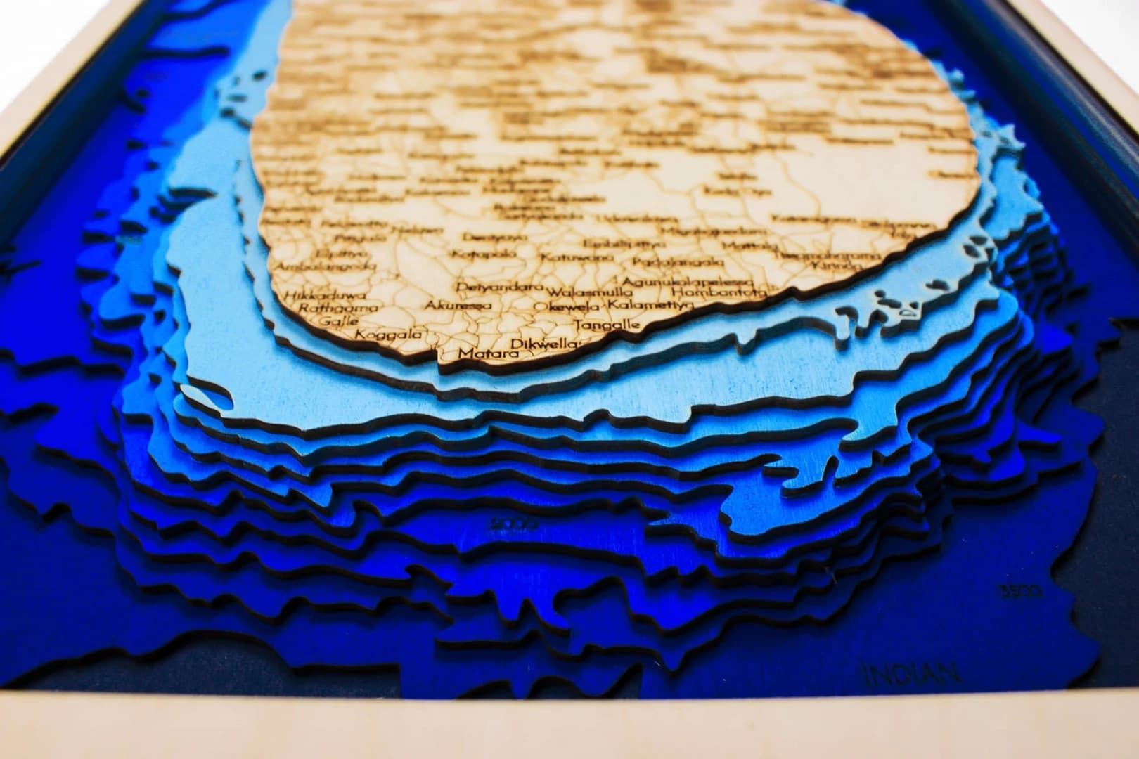 sea-maps_sri-lanka-nautical-3d-wooden-depth-map__sjbjn4nod1.webp