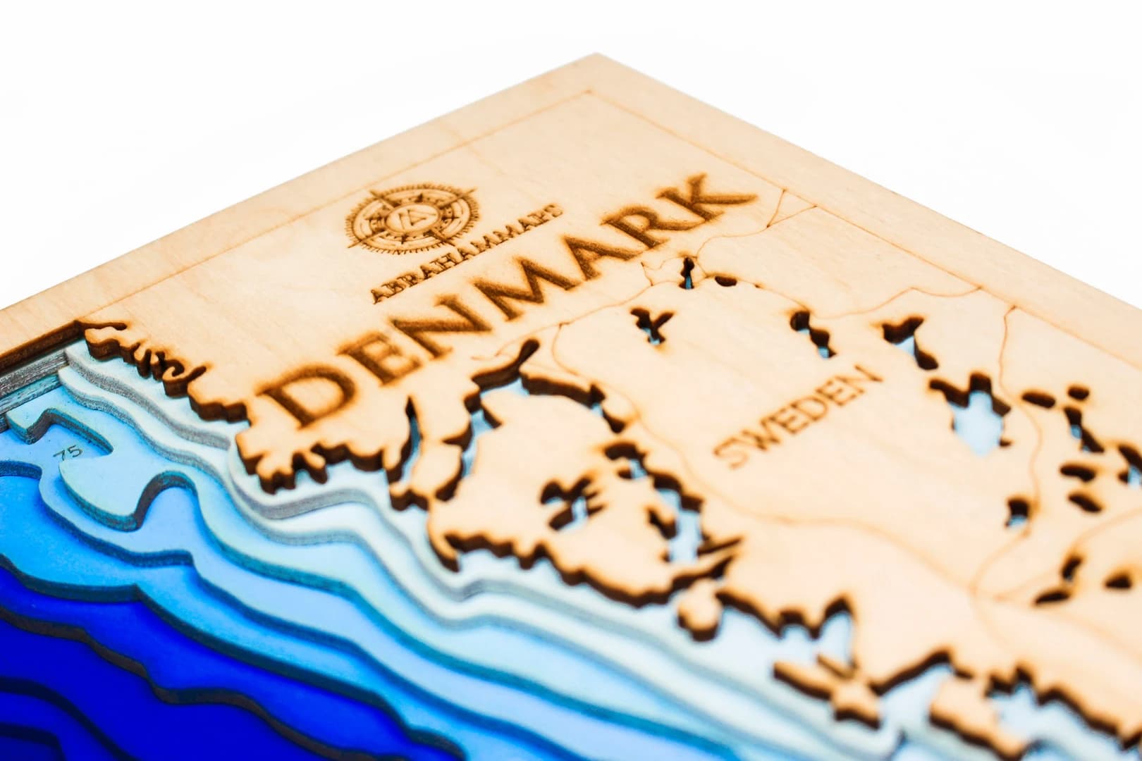 sea-maps_uae-nautical-3d-wooden-depth-map__2zikz5sfrod.webp