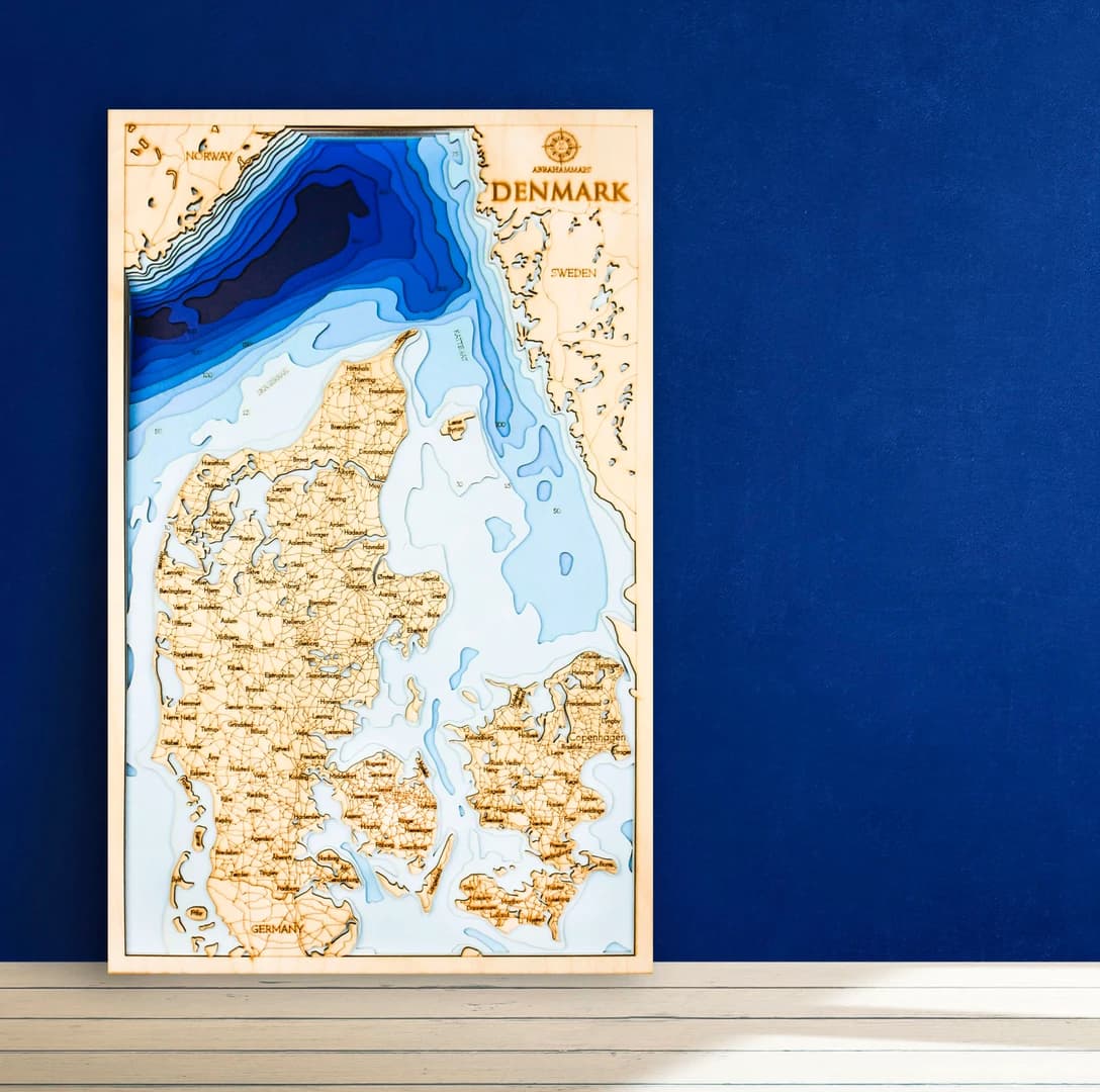 sea-maps_uae-nautical-3d-wooden-depth-map__50g43l5lcb7.webp