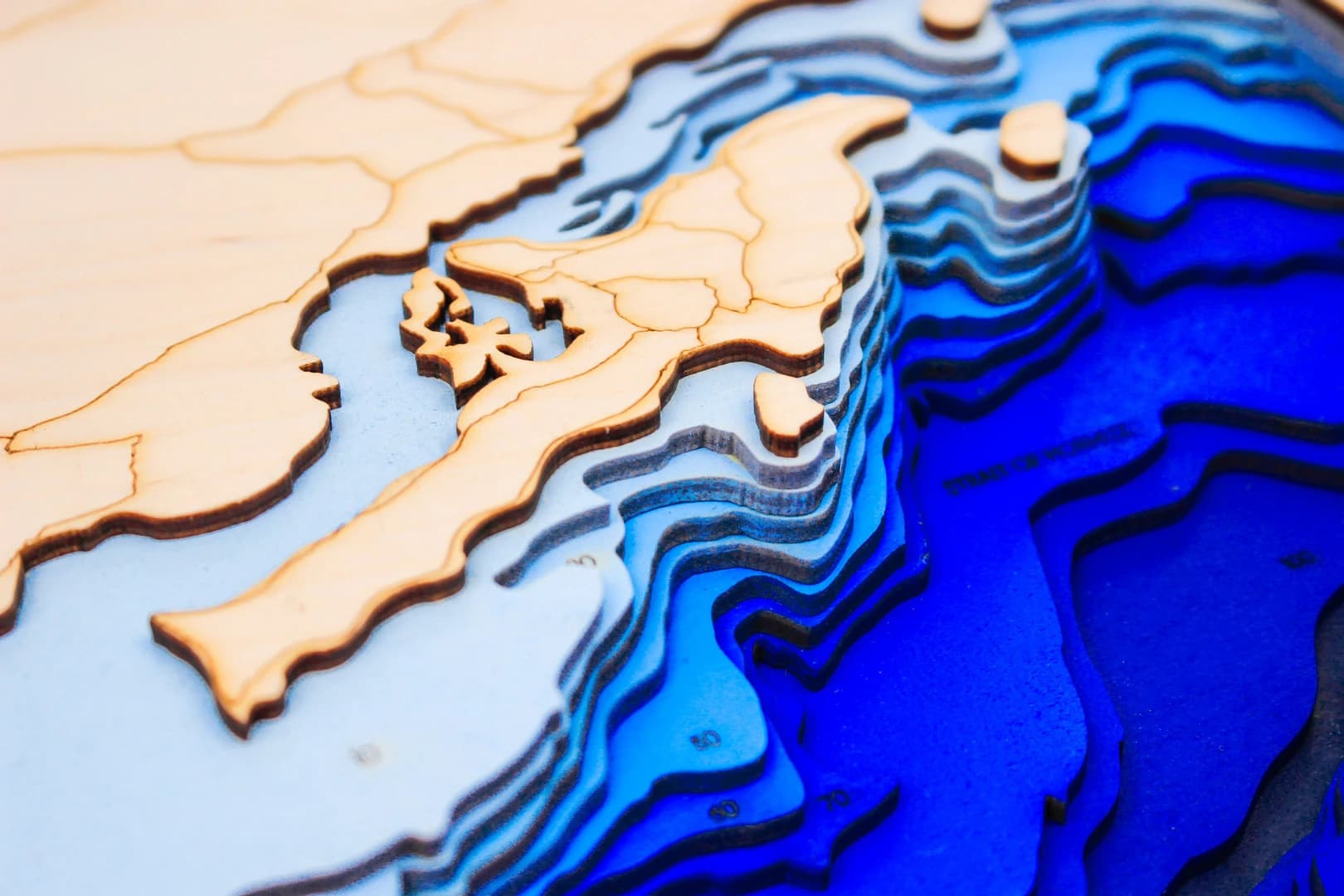 sea-maps_uae-nautical-3d-wooden-depth-map__9apql3vf80o.webp