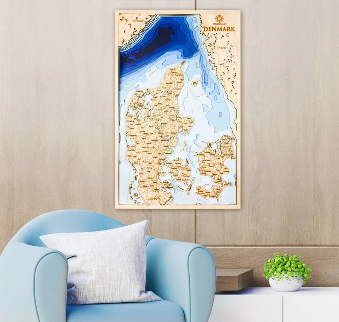 sea-maps_uae-nautical-3d-wooden-depth-map__x6rxbizszg.webp