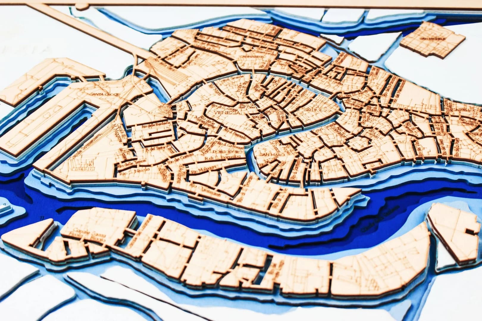 sea-maps_venice-nautical-3d-wooden-depth-map__ynzfpho1la7.webp