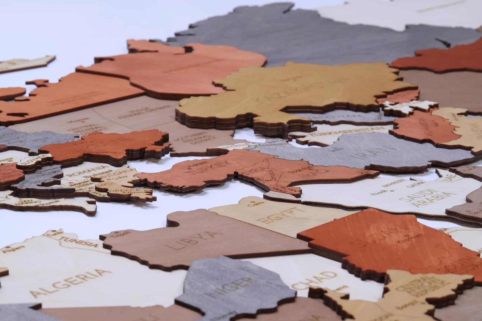 world-maps_multilayer-3d-wooden-world-map-__3fz0bfatm5d.webp
