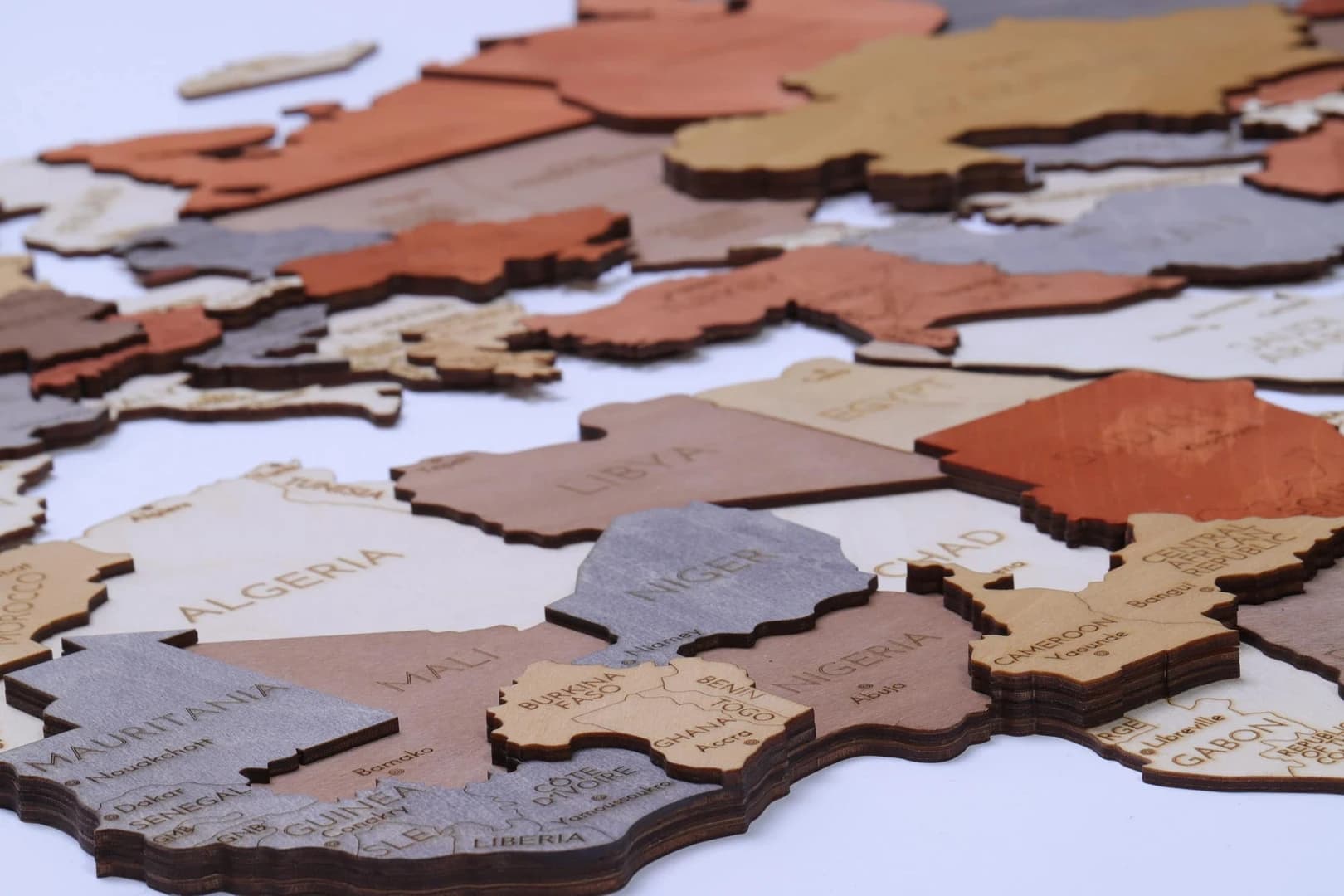 world-maps_multilayer-3d-wooden-world-map-__87vet4sixru.webp